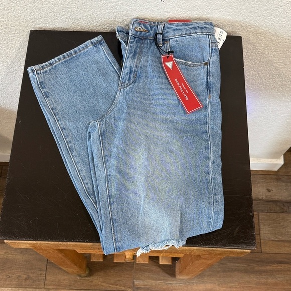 Guess Danny Relaxed Straight-Leg Jeans - Picture 3 of 5